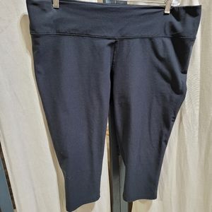 (4068) Dri Fit, one legend pant, Capri,  Size 3XL, Black,